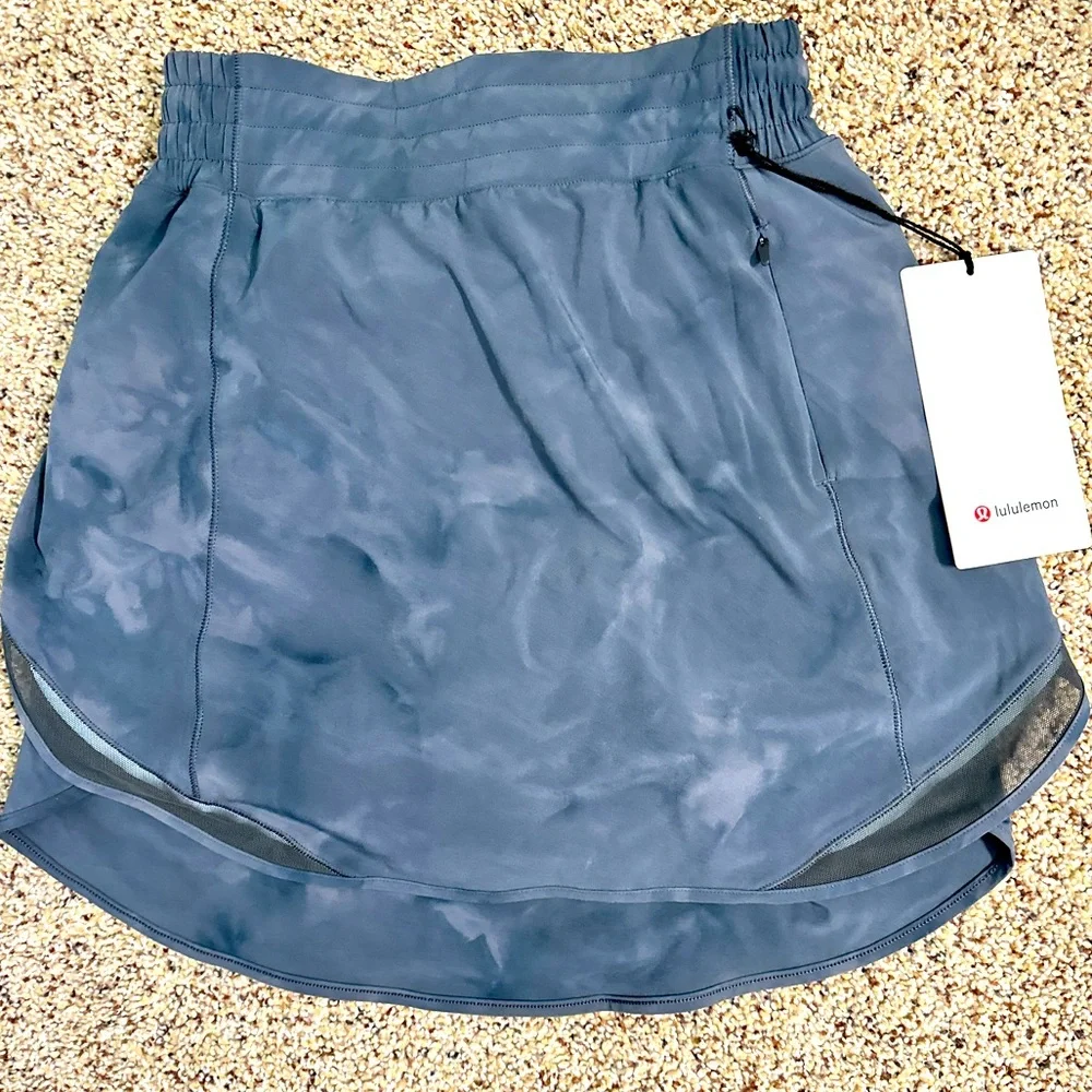NWT RARE Lululemon Hotty Hot High-Rise Skirt *Long |Diamond Dye Pitch Grey, 4